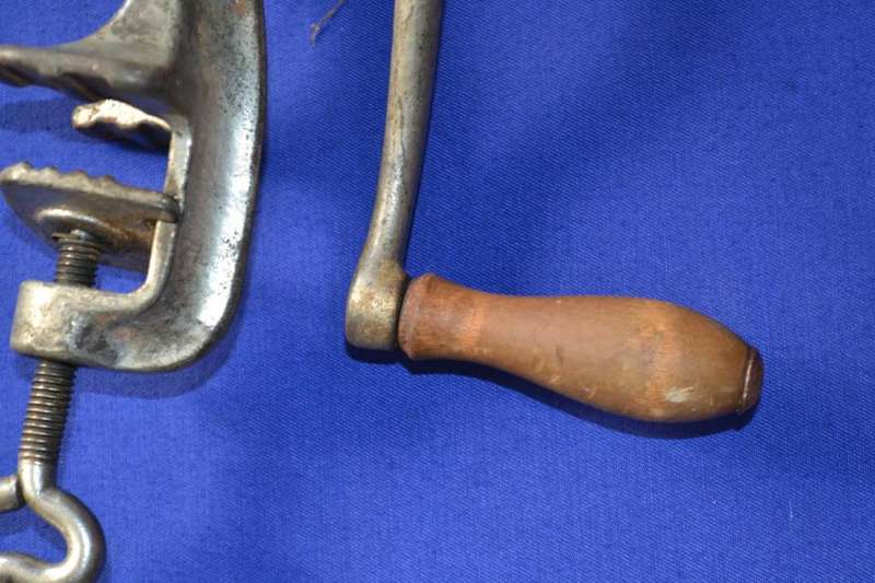 Vintage  Meat Grinder 8/F - Made in England