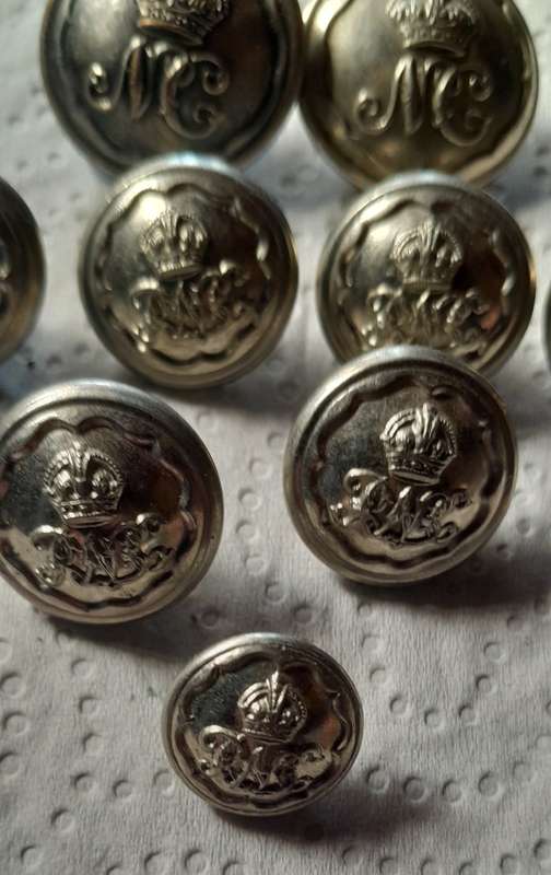 Royal Natal Carbineers and Natal Carbineers Buttons