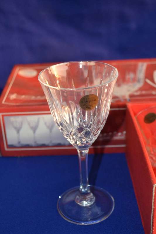 Vivaldi Italy 24% Lead Crystal Wine Glasses - Boxed Set of Four