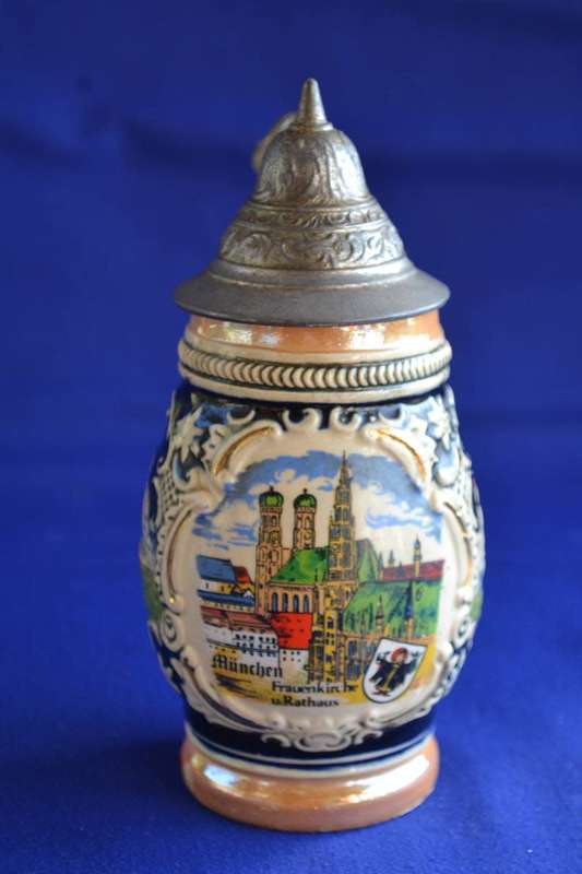 Vintage Munchen Frauenkirche Small Lidded Beer Stein