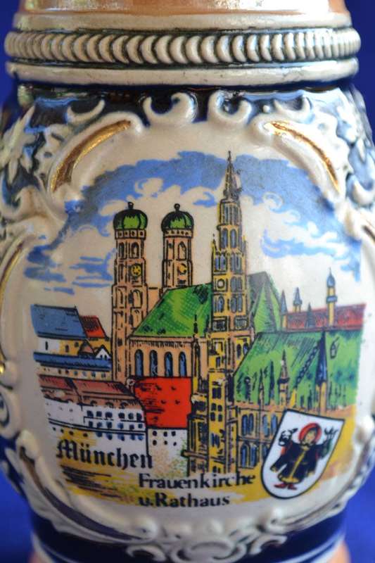 Vintage Munchen Frauenkirche Small Lidded Beer Stein