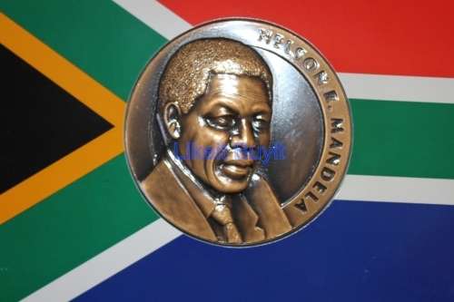 Education Africa - Nelson Mandela 10 May 1994 Medallion with Photo