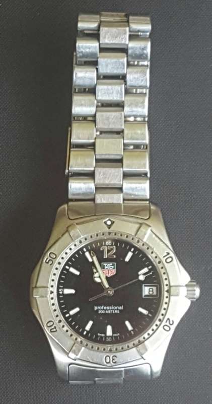 Tag Heuer Professional 200m [2000 series - Stainless Steel with Black face]