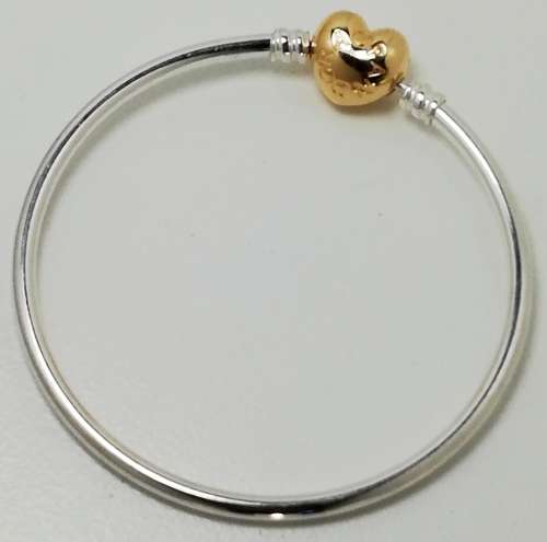Sterling Silver Pandora Shine Hearts Moments Bangle (Size:3 -21 cm)