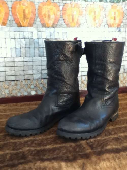 GENUINE LEATHER FUR INSULATED BLACK BOOTS SIZE 10