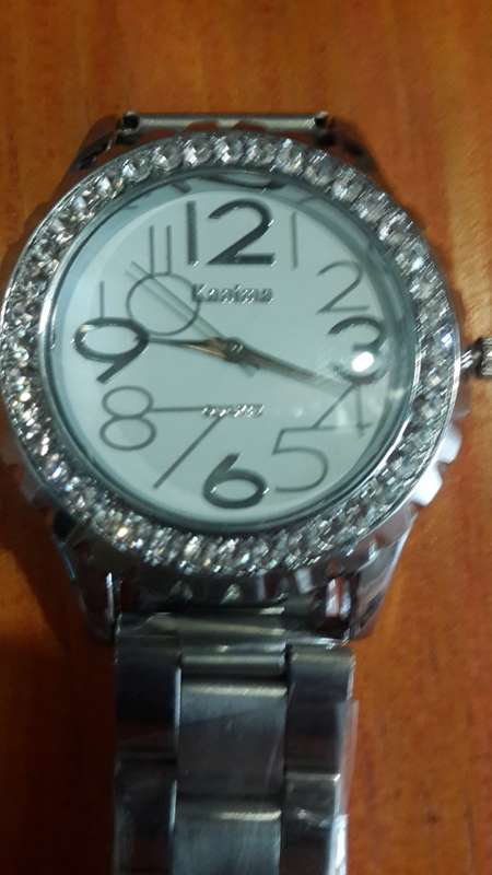 Stunning women's stainless steel wrist watch