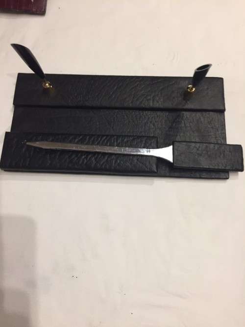 EXECUTIVE LEATHER DESK SET - BUFFALO LEATHER CALENDAR HOLDER AND BUFFALO LEATHER WRITING ACCESSORIES