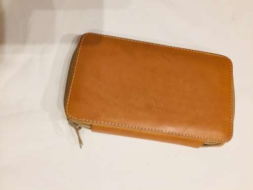 GENUINE LEATHER `BULL` PEN & PENCIL HOLDER CASE TAN IN COLOUR, EXCELLENT CONDITION- MULTIPLE ITEMS