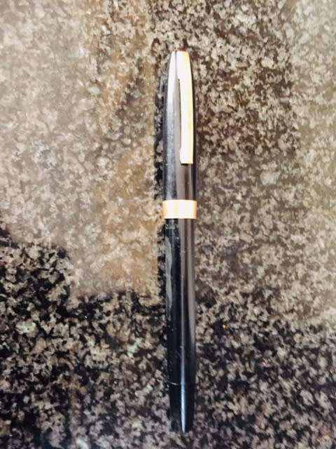 VINTAGE SHEAFFER MATT BLACK WITH GOLD TRIM, FOUNTAIN PEN WITH BOX