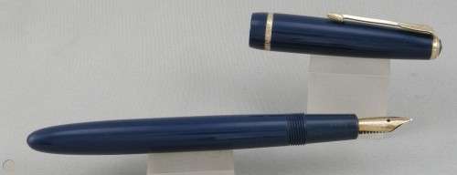 VINTAGE!! PARKER SLIMFOLD NAVY BLUE & GOLD FOUNTAIN PEN - 14KT GOLD NIB - CIRCA 1962