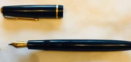 VINTAGE!! PARKER SLIMFOLD NAVY BLUE & GOLD FOUNTAIN PEN - 14KT GOLD NIB - CIRCA 1962