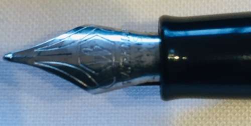 WATERMAN BRUSHED CHROME HEMISPHERE FOUNTAIN PEN WITH GRAVURE DETAIL ON NIB