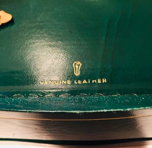 VINTAGE DARK GREEN JEWELRY/MUSIC BOX, GENUINE LEATHER WITH GILT EMBOSSED DETAIL, MADE IN ITALY