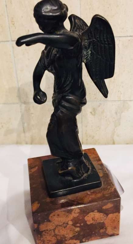 BRONZE SCULPTURE `THE WINGED VICTORY` BEAUTIFUL SCULPTURE ON ITALIAN MARBLE PLINTH - MADE IN ITALY