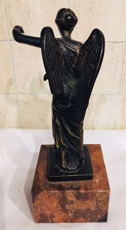 BRONZE SCULPTURE `THE WINGED VICTORY` BEAUTIFUL SCULPTURE ON ITALIAN MARBLE PLINTH - MADE IN ITALY
