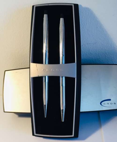 CROSS CENTURY CLASSIC SILVER PEN and PENCIL SET IN BOX