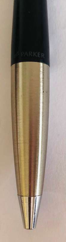 PARKER URBAN BLACK AND CHROME FINISH TRIM BALLPOINT PEN IN ORIGINAL BOX