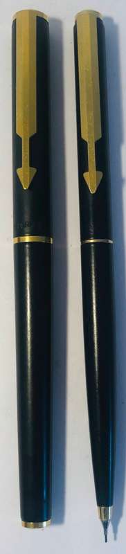 PARKER FLIGHTER ROLLERBALL PEN AND PENCIL-MATT BLACK WITH GOLD TRIM