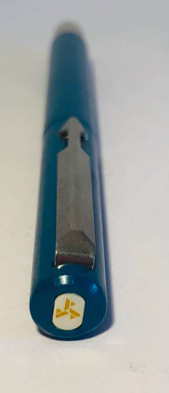 VINTAGE PARKER VECTOR BLUE-GREEN ROLLERBALL PEN IN EXCELLENT CONDITION