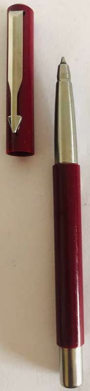 VINTAGE PARKER VECTOR ROLLERBALL PEN IN EXCELLENT CONDITION