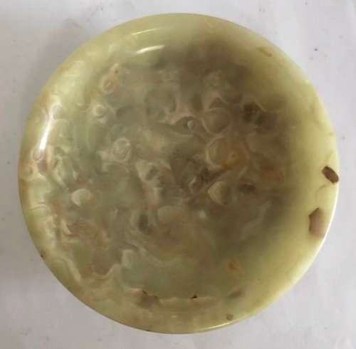 ONYX ASHTRAY WITH BRASS LEGS MADE IN ITALY IN EXCELLENT CONDITION