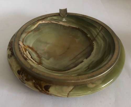 ONYX MATCHING LIGHTER AND ASHTRAY WITH BRASS DETAILING MADE IN ITALY IN EXCELLENT CONDITION