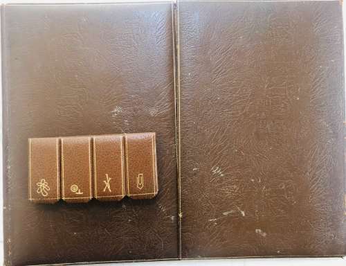 VINTAGE BROWN DESKTOP CALENDAR HOLDER AND STATIONERY CONTAINER