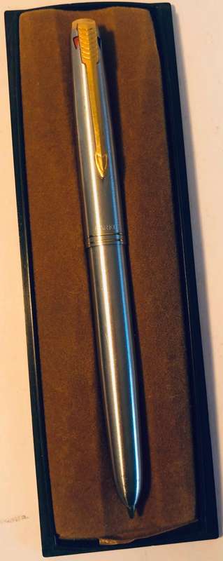 PARKER MULTI-INK STAINLESS STEEL AND GOLD BALLPOINT PEN IN BOX
