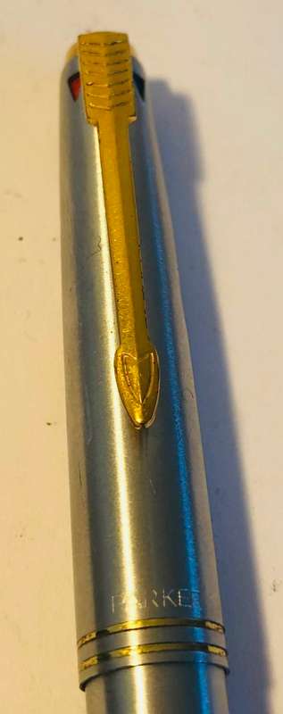 PARKER MULTI-INK STAINLESS STEEL AND GOLD BALLPOINT PEN IN BOX
