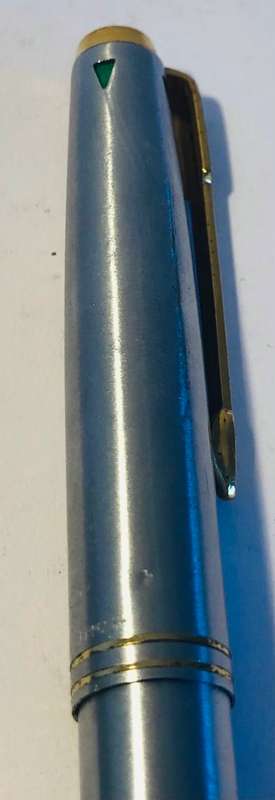 PARKER MULTI-INK STAINLESS STEEL AND GOLD BALLPOINT PEN IN BOX