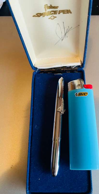 VINTAGE FISHER CHROME BULLET SPACE PEN IN BOX