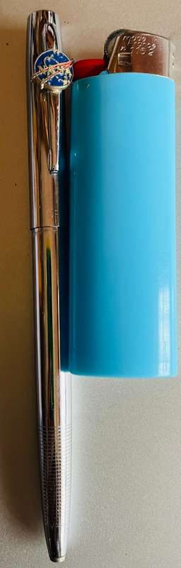 VINTAGE CHROME FISHER SPACE PEN WITH NASA LOGO