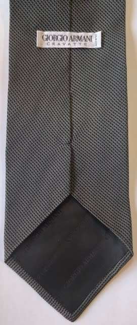 ORIGINAL GIORGIO ARMANI GREY MENS PURE SILK TIE WITH WAVE SELF PATTERN, MADE IN ITALY!
