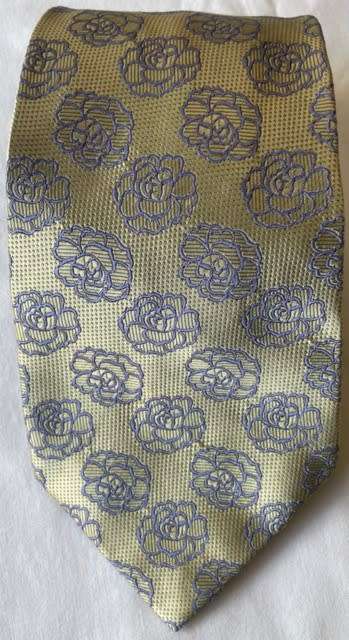 ORIGINAL CHANEL PURE SILK LILAC AND LIGHT GOLD FLORAL TIE, MADE IN ITALY!