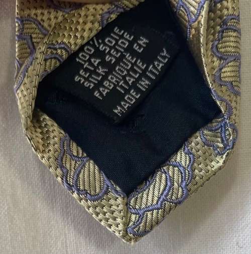 ORIGINAL CHANEL PURE SILK LILAC AND LIGHT GOLD FLORAL TIE, MADE IN ITALY!