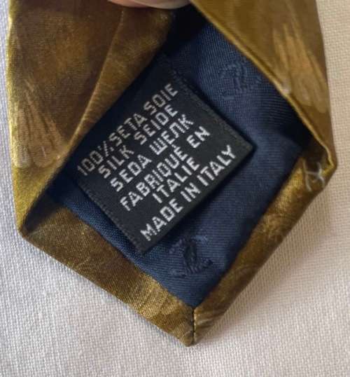 ORIGINAL CHANEL PURE SILK GOLD AND WHITE TIE, MADE IN ITALY!