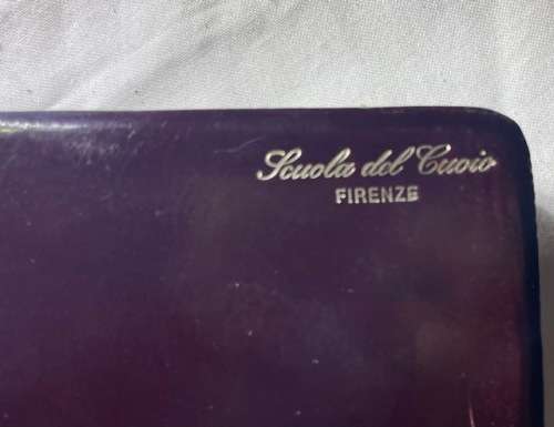 FINE GENUINE LEATHER DOUBLE PLAYER CARD HOLDER, UNUSED. MADE IN ITALY