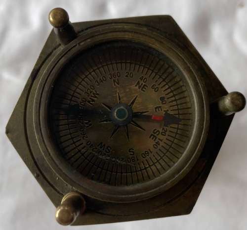 DOUBLE SIDED COMPASS, SOLID BRASS HOURGLASS