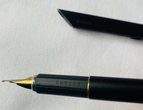 RARE!! AURORA HASTIL FOUNTAIN PEN WITH 14K GOLD NIB & THESI BALLPOINT PEN SET IN BOX