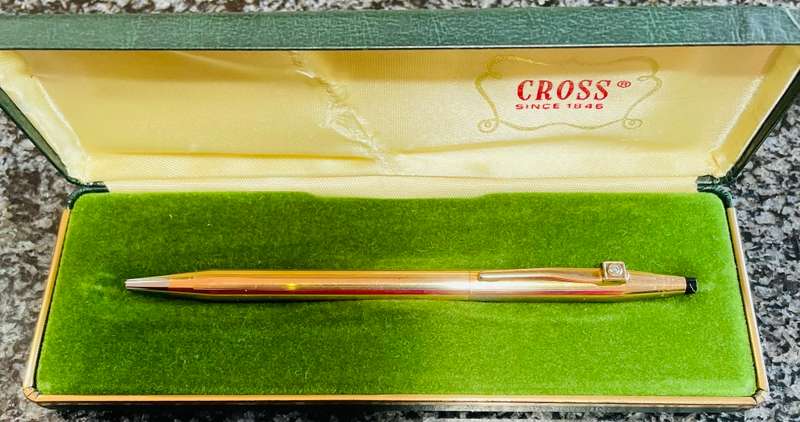 CROSS PEN 14K GOLDPLATED WITH DIAMOND ON CLIP IN BOX