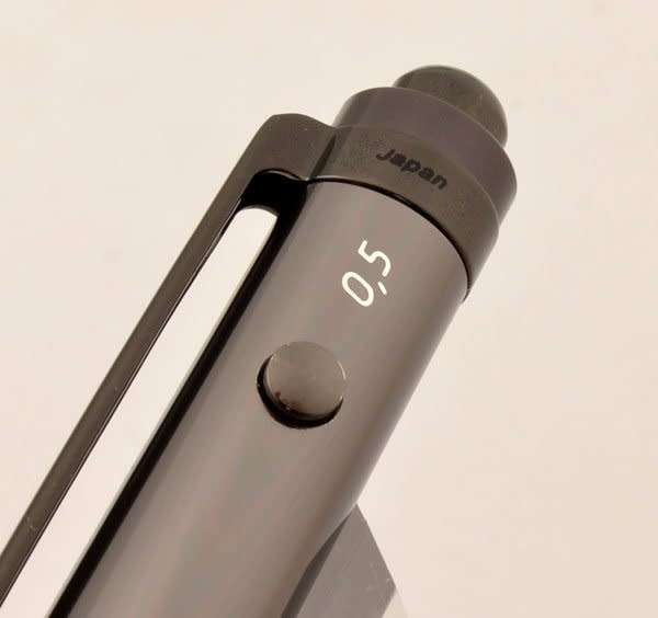 ROTRING 400 DUO MULTI BALLPOINT PEN & 0,5 MM PENCIL IN GUN METAL GREY FINISH IN BOX