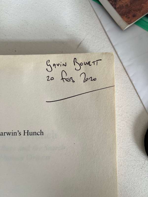 DARWIN`S HUNCH: SCIENCE, RACE AND THE SEARCH FOR HUMAN ORIGINS BY CHRISTA KULJIAN