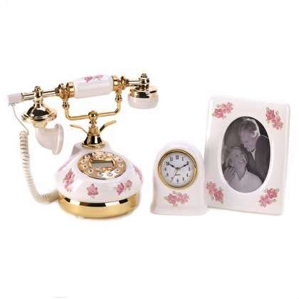 ** Read B4 Bidding ** Porcelain Desktop DÃ©cor Trio