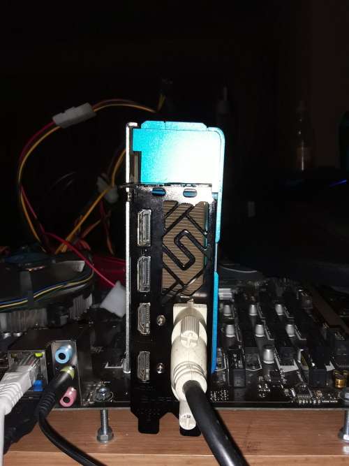 Saphire Nitro+ 8g Special Eddition GFX card