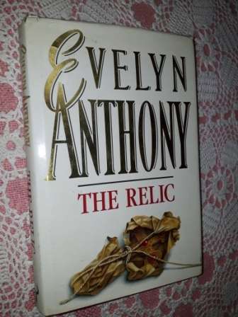 The Relic Evelyn Anthony