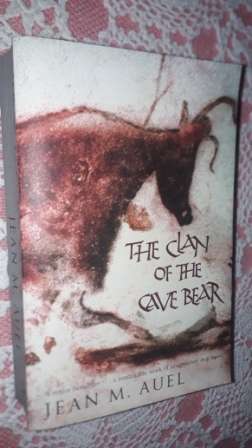 The Clan of The Cave Bear Jean m Auel