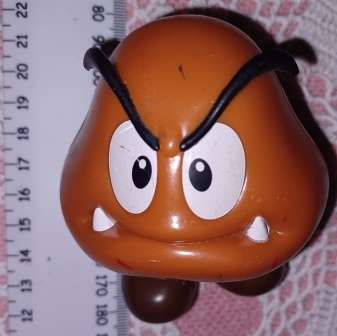 Super Mario World GOOMBA Figure World of Nintendo 2.5` Jakks Pacific