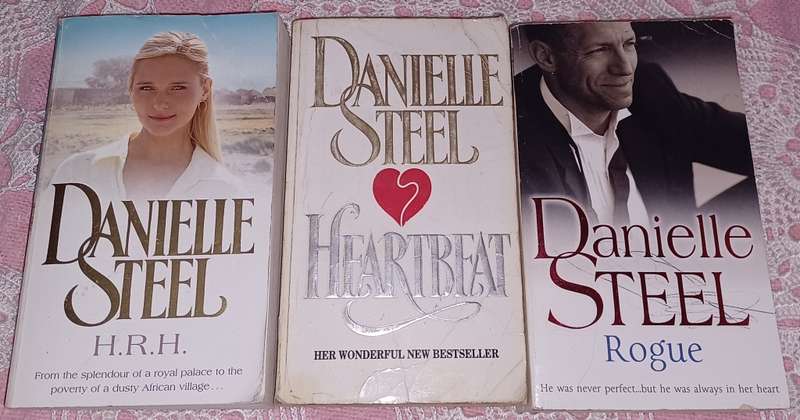 Rogue & H.R.H. & Heartbeat      Danielle Steele