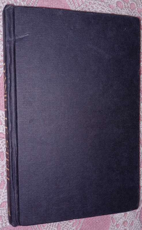 Family Ties & Changes    Danielle Steel