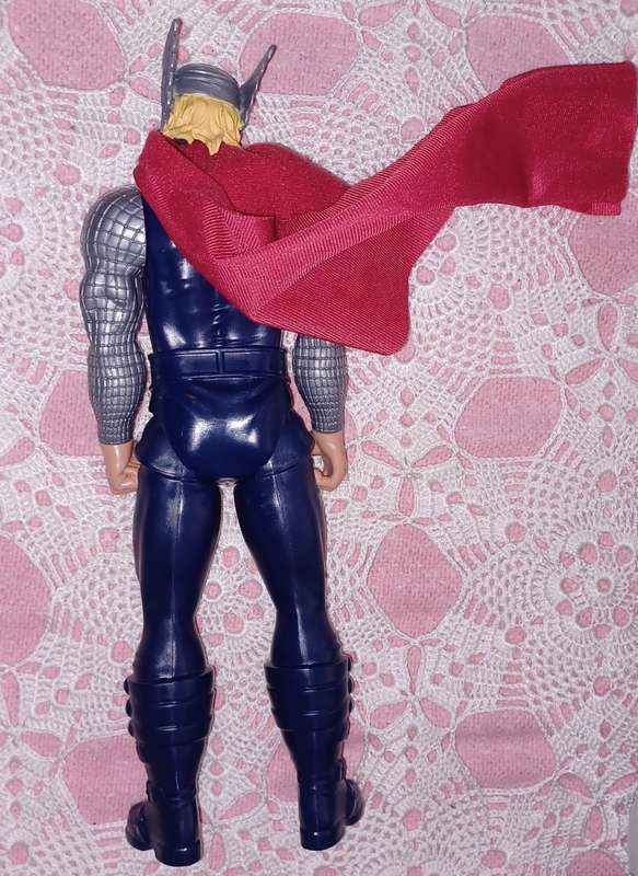 Marvel Avengers Titan Hero Series THOR 12 Inch Action Figure with cape